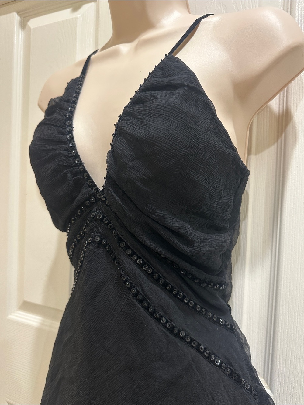 Elegant Black Beaded V-Neck Spaghetti Strap Camisole 100% silk size small - Picture 3 of 6